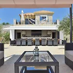 别墅 Fairway Villas, A Terra Lusso